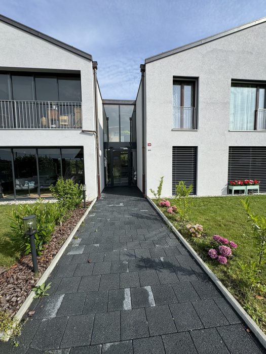 20240607_072453466_iOS