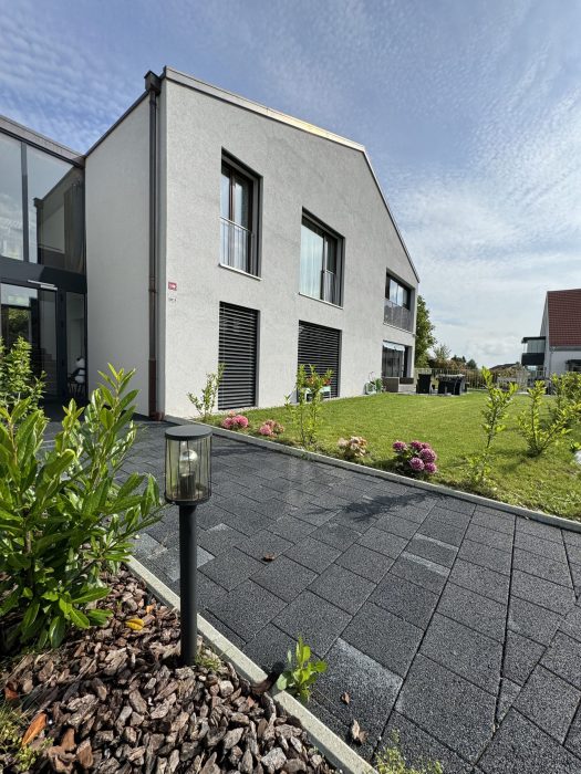 20240607_072701522_iOS